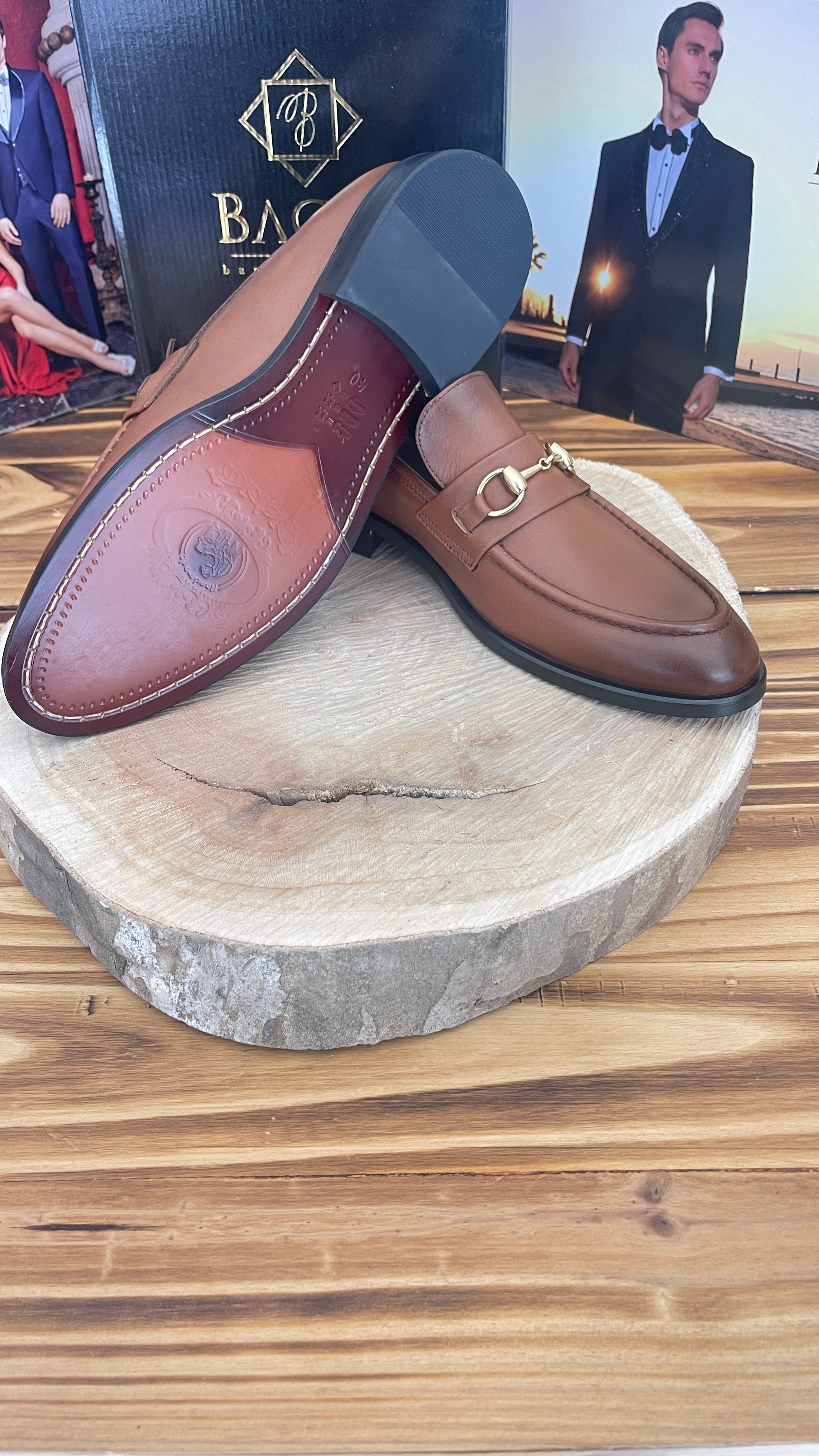 Chaussures en Cuir TABAC mocassins